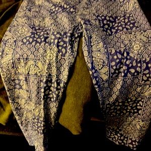 Purple capri leggings